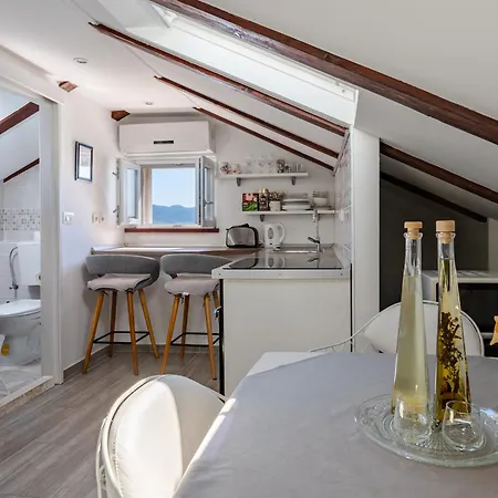 Luka, Punta Jurana Korcula Town