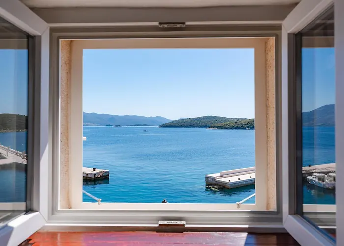 Luka, Punta Jurana 아파트 코츌라