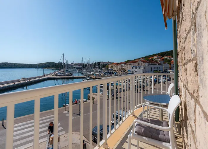 아파트 Luka, Punta Jurana 코츌라